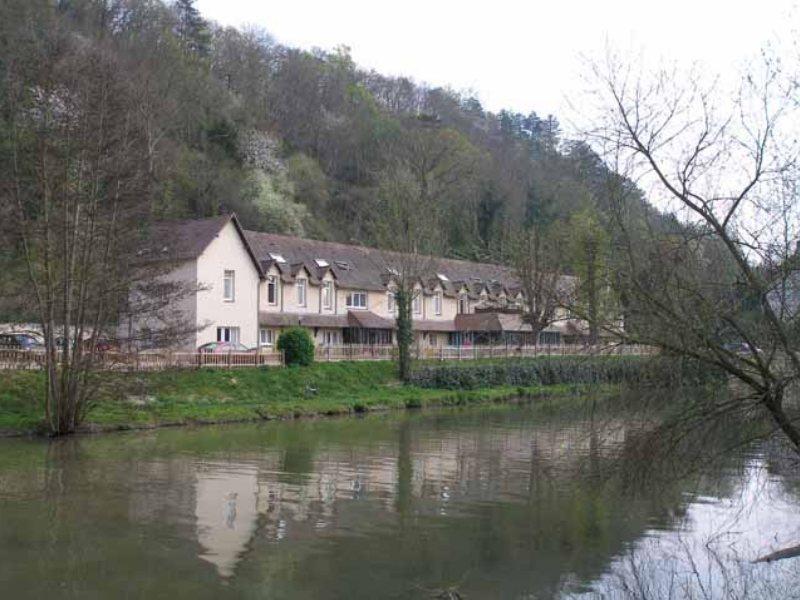 Karma La Residence Normande คอนเนลเลส์ ภายนอก รูปภาพ