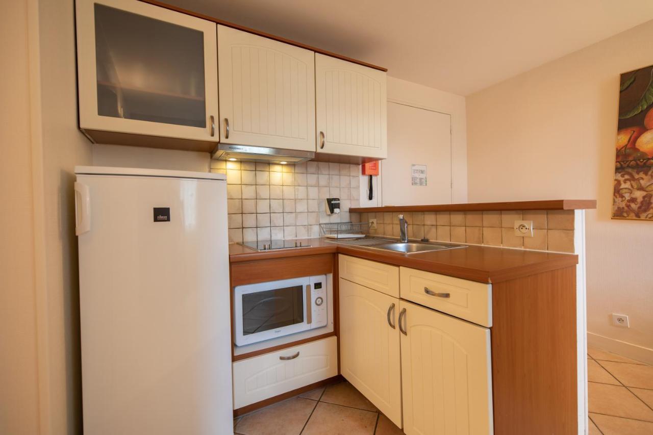 Karma La Residence Normande คอนเนลเลส์ ภายนอก รูปภาพ